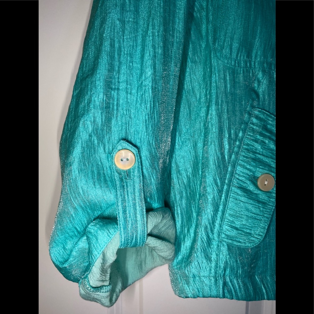 Euc Linear Button Down Lightweight Jacket. - image 6